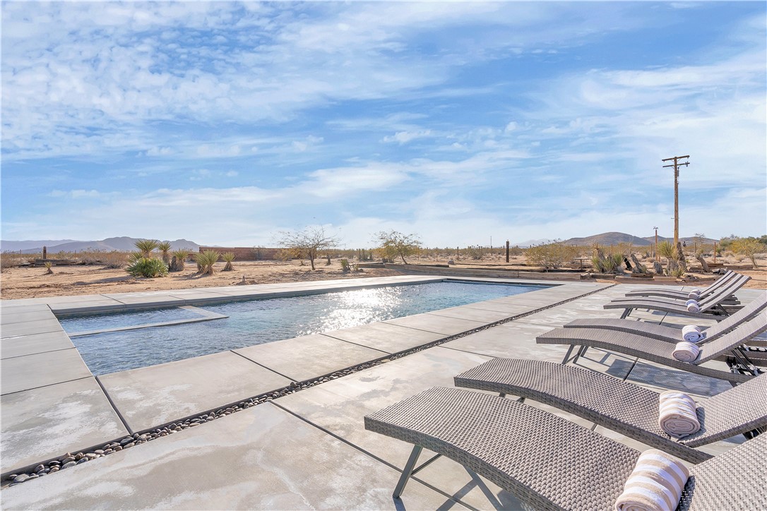 61430 Moonlight Mesa