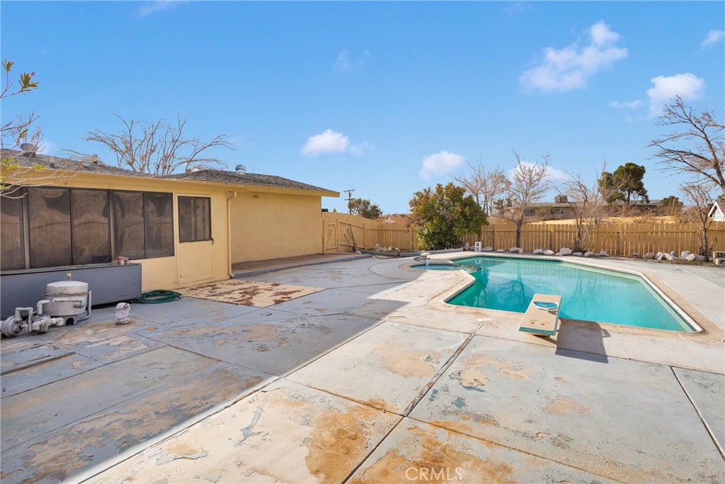 15539 Topango Rd.