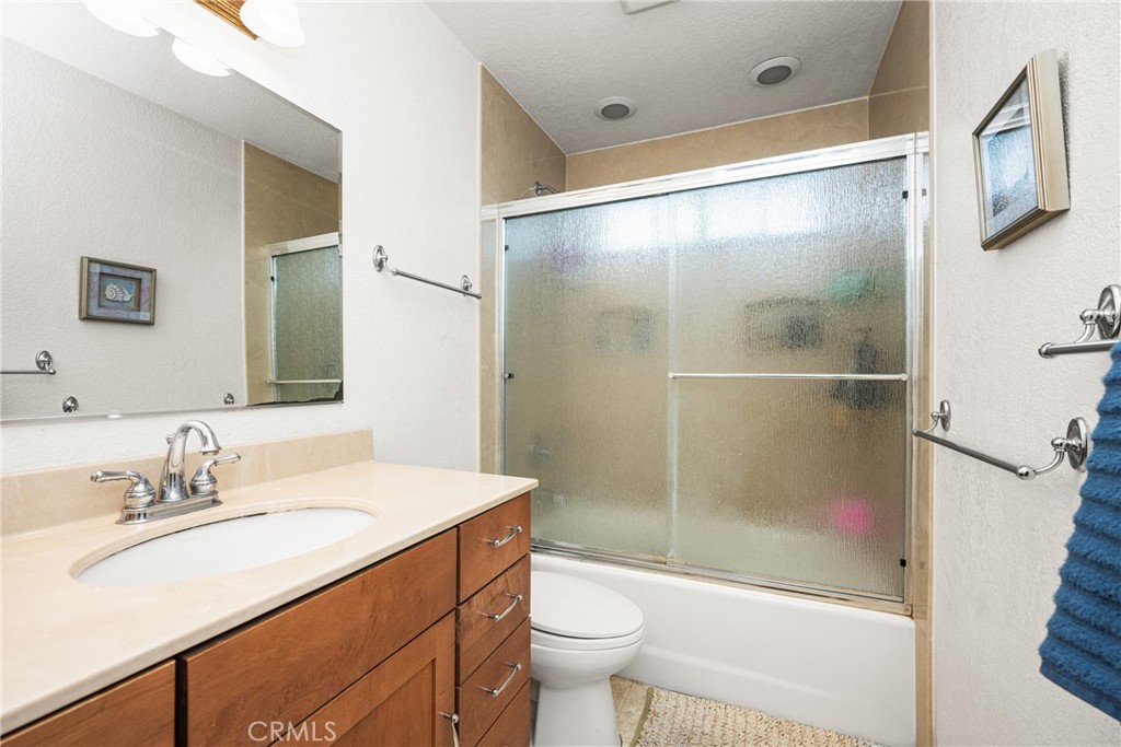 2821 Richmond Street