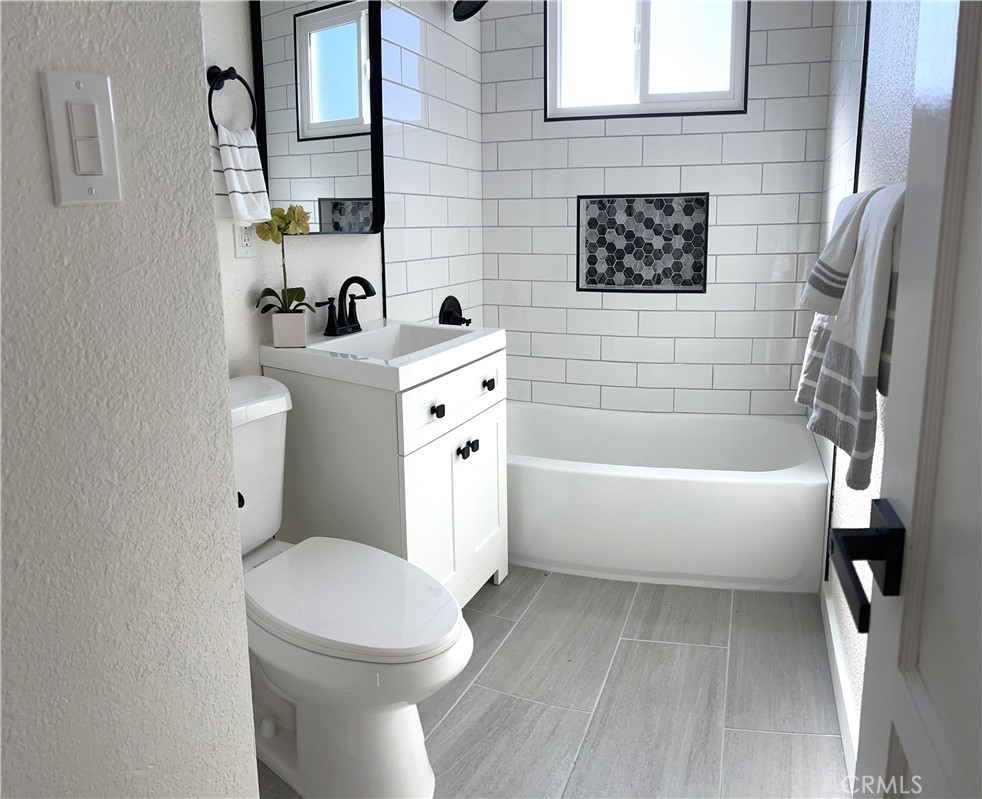 10902 Van Ruiten Street