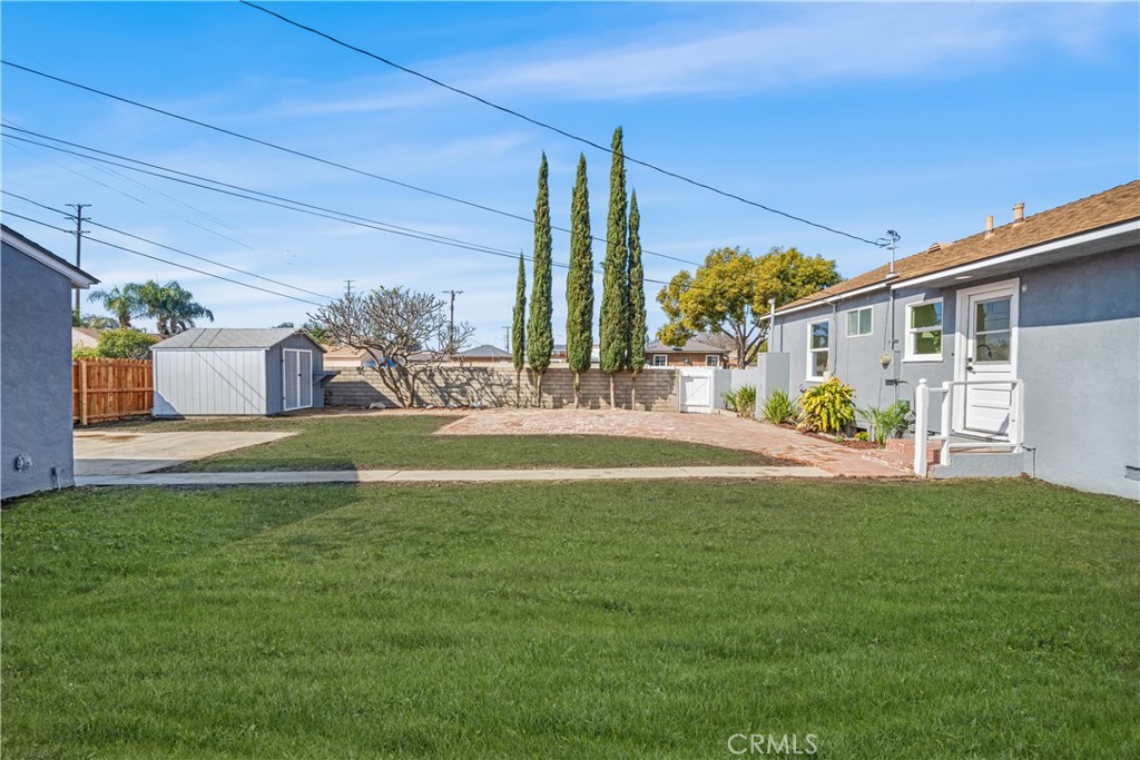 10902 Van Ruiten Street