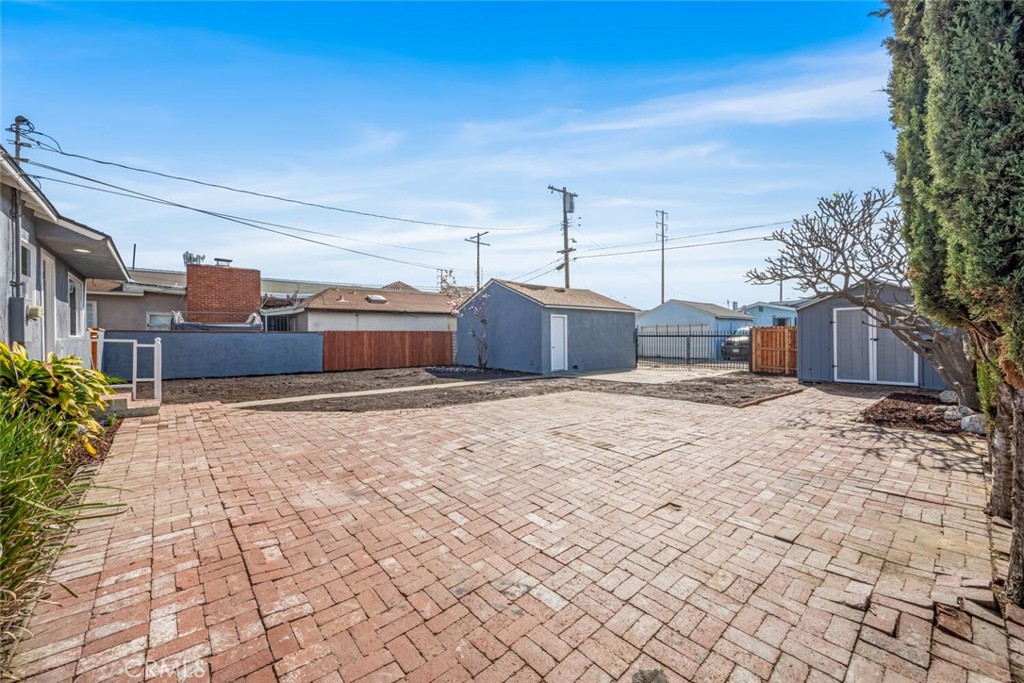 10902 Van Ruiten Street