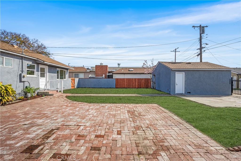 10902 Van Ruiten Street