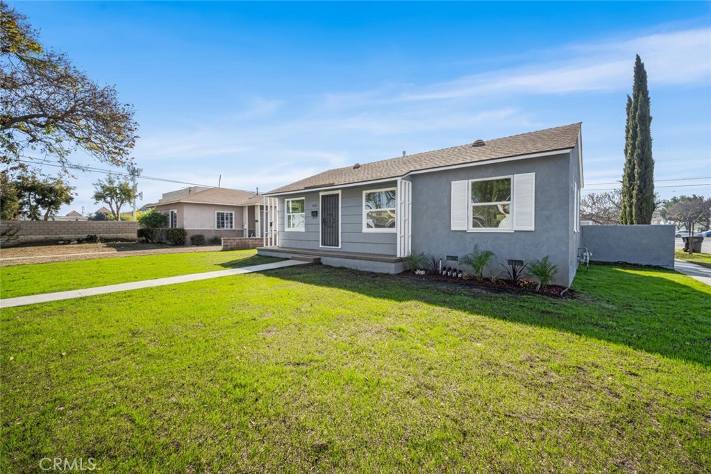 10902 Van Ruiten Street