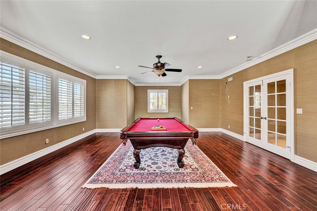 1025 S Sunstream Lane