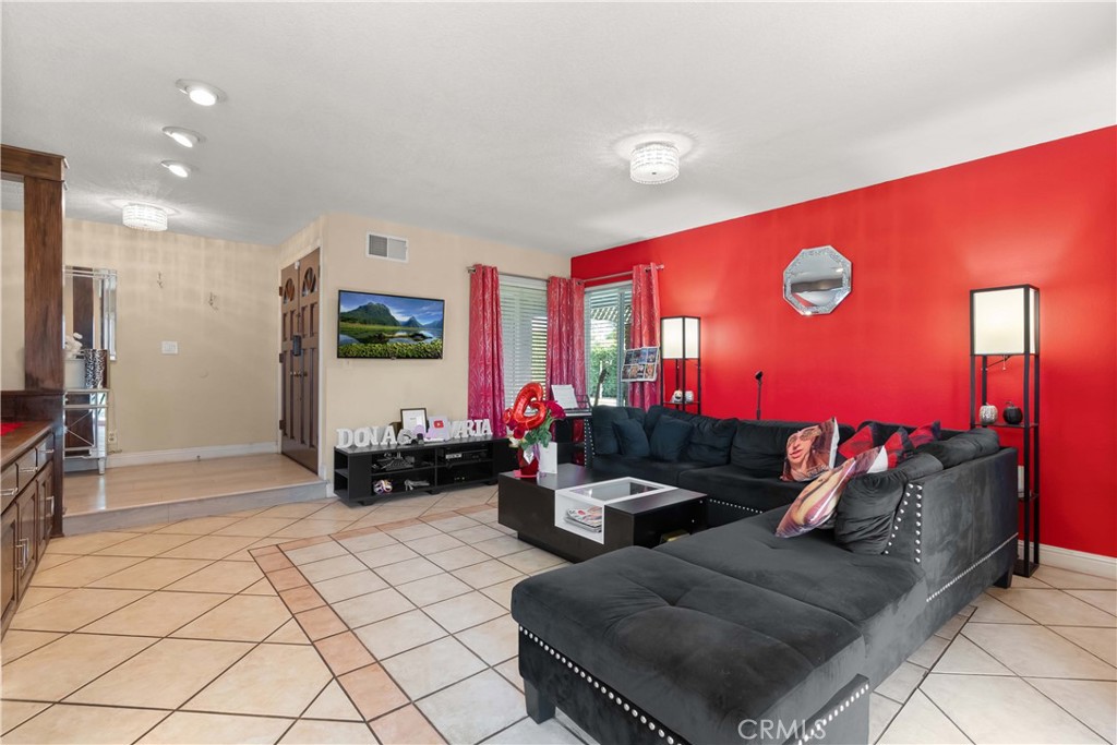 4301 Villa Grande Drive