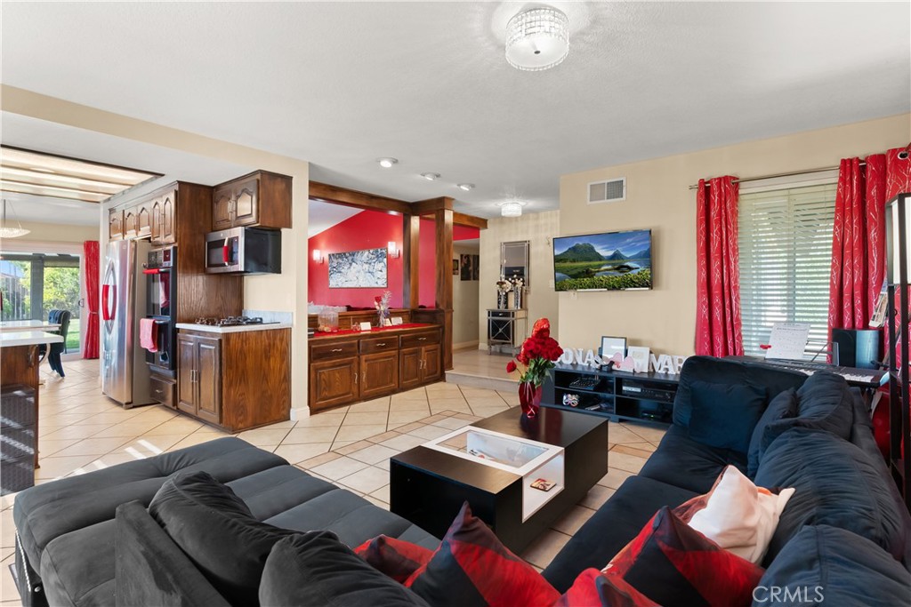 4301 Villa Grande Drive