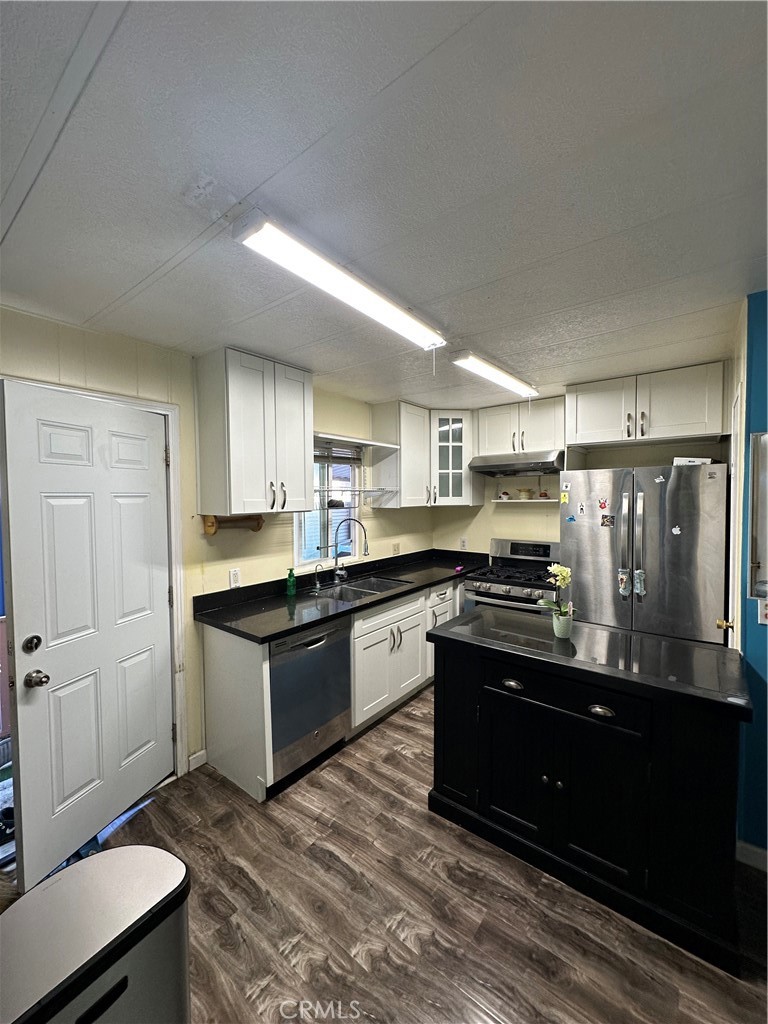 9851 Bolsa Avenue 79