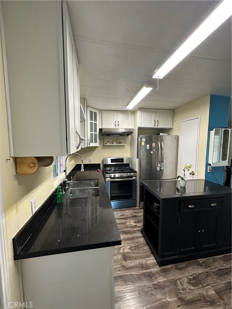 9851 Bolsa Avenue 79