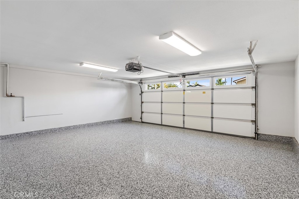 5851 LYNNBROOK PLAZA