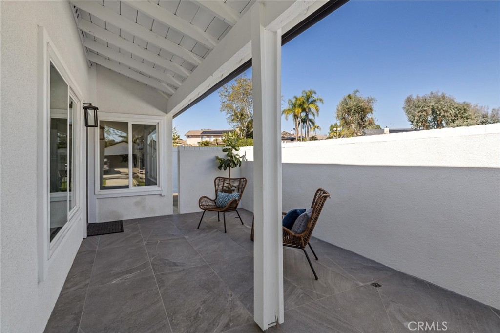 5851 LYNNBROOK PLAZA