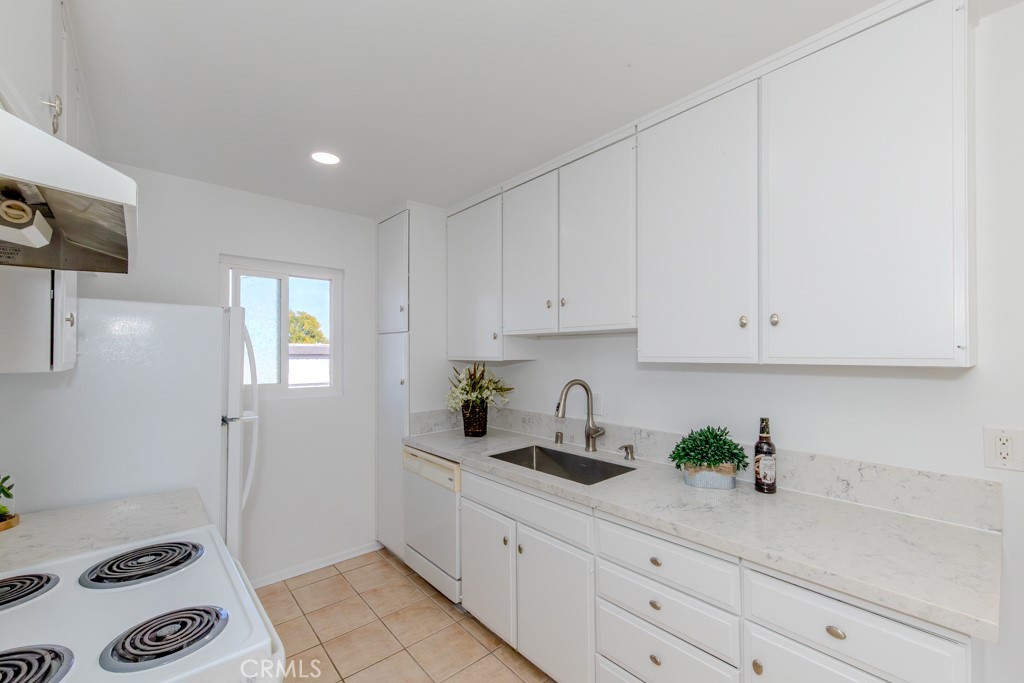 531 S La Veta Park Circle 246