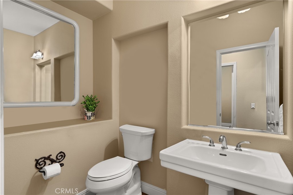 1124 Thoroughbred Lane