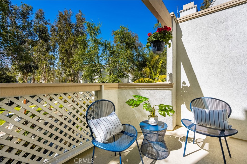 5846 E Creekside Avenue 11