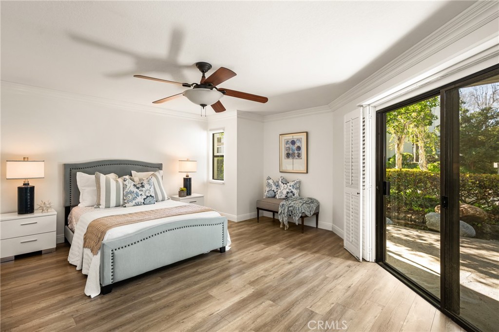 5846 E Creekside Avenue 11