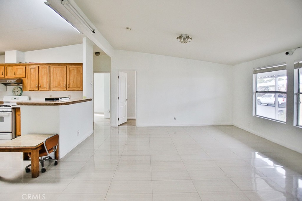 4080 W 1st Street 102