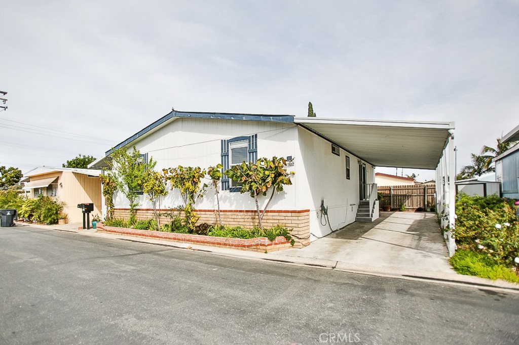 4080 W 1st Street 102