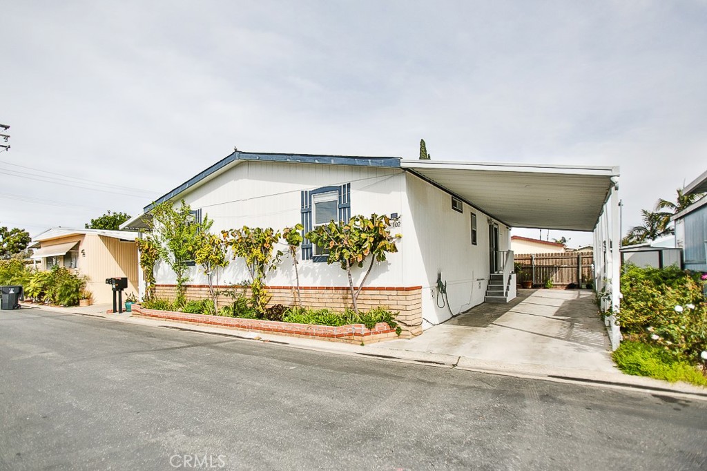 4080 W 1st Street 102