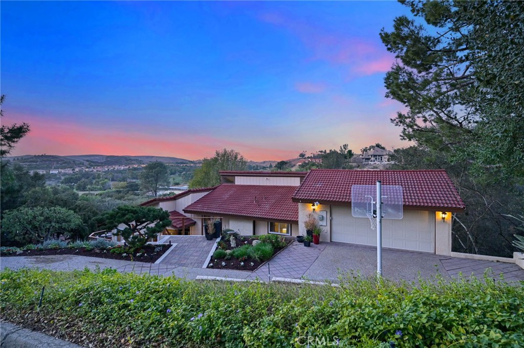 1980 HUNTER Road
