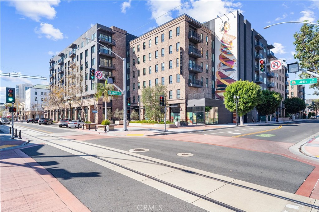 1106 North Spurgeon Street