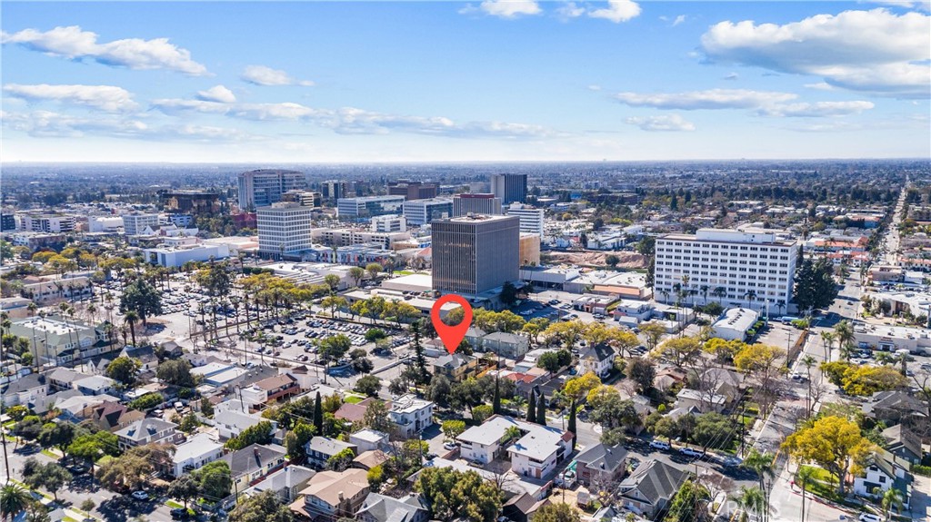 1106 North Spurgeon Street