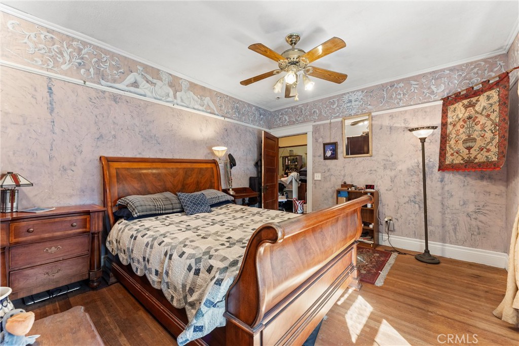 1106 North Spurgeon Street