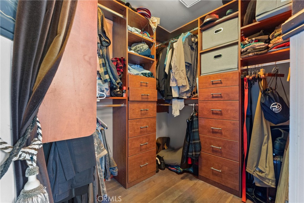 1106 North Spurgeon Street