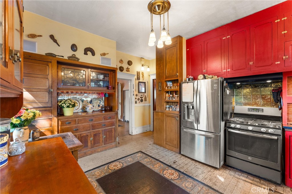 1106 North Spurgeon Street