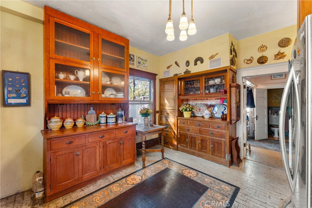 1106 North Spurgeon Street