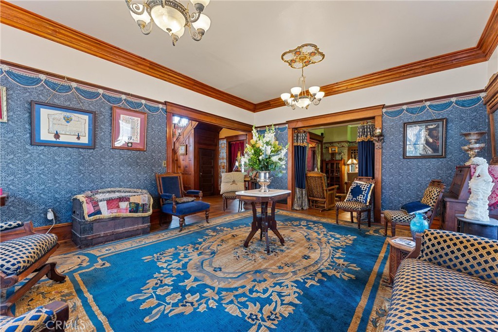 1106 North Spurgeon Street