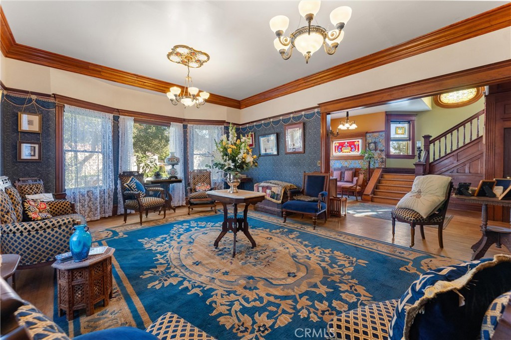 1106 North Spurgeon Street