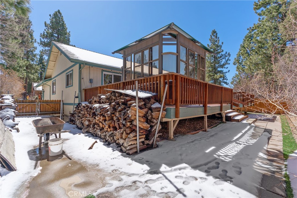 537 E Fairway Blvd