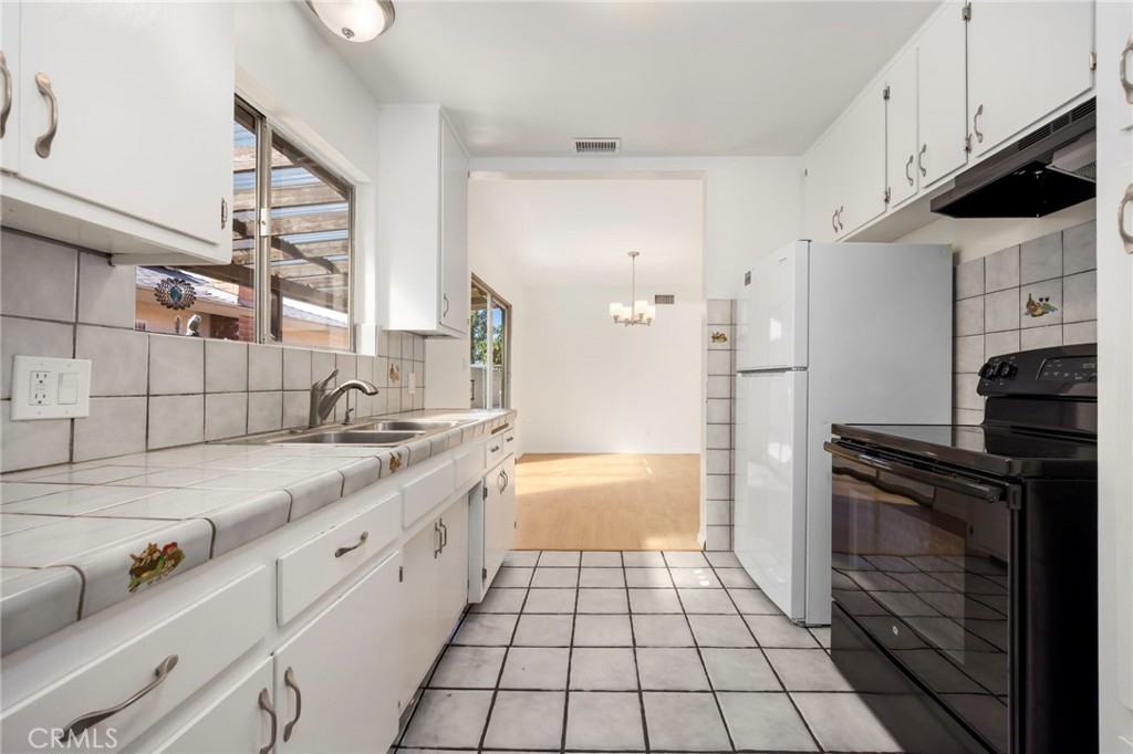 11040 Wildflower Road