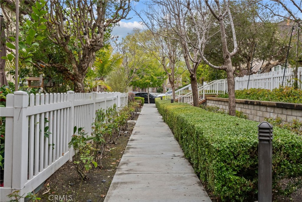 66 Three Vines Court