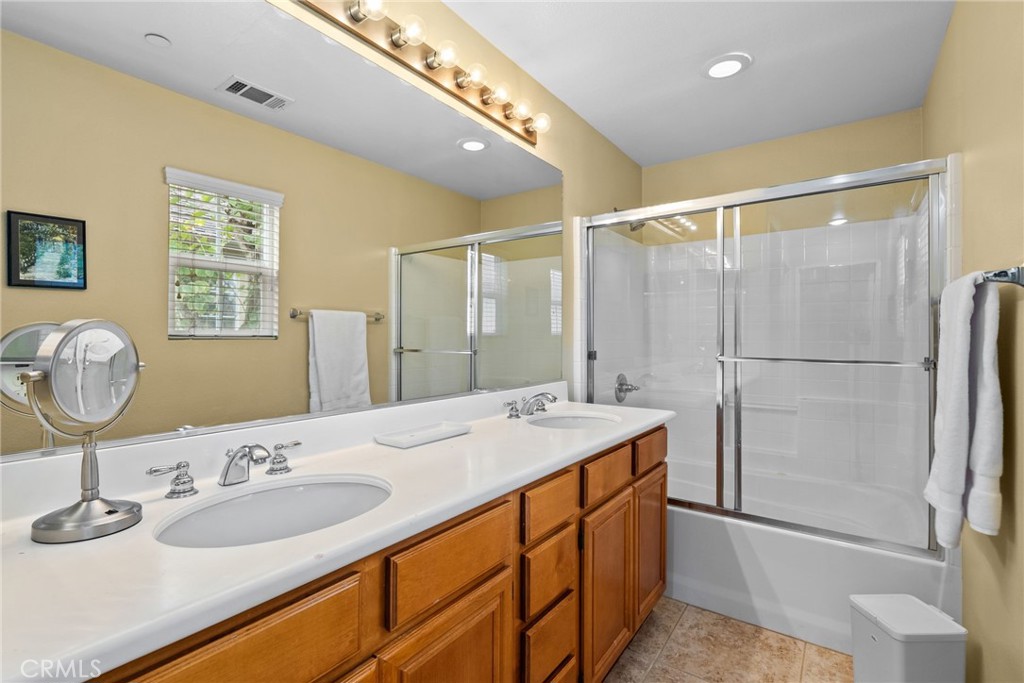 66 Three Vines Court