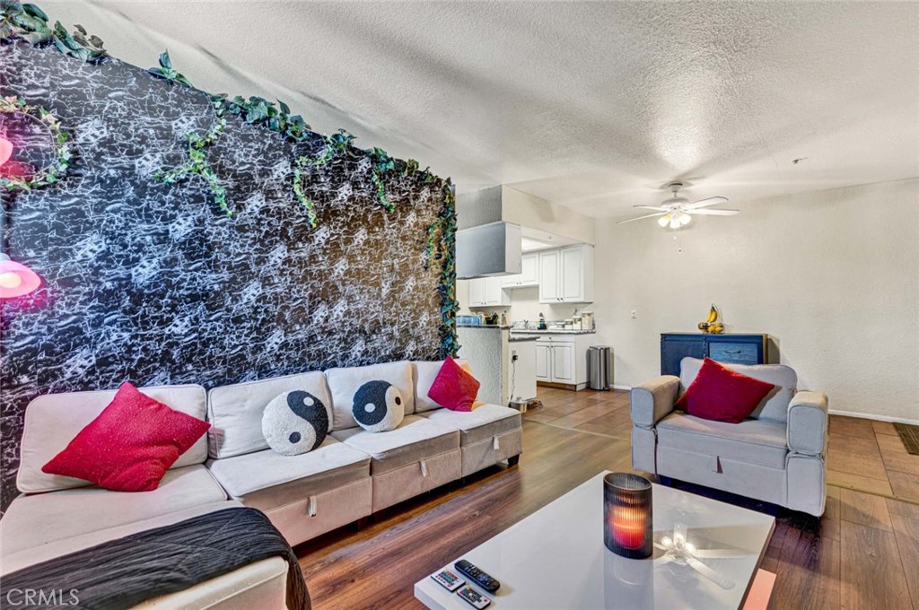 1015 N Parton Street