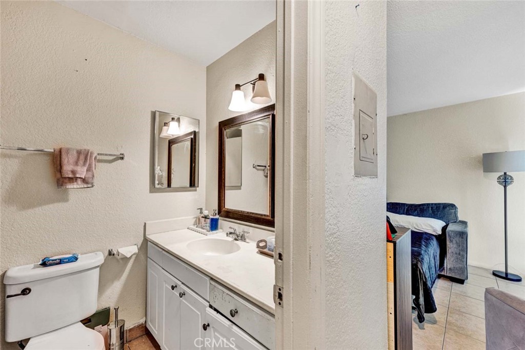 1015 N Parton Street