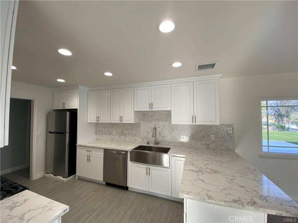 8661 Beechwood Drive