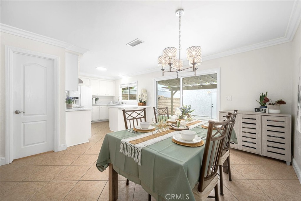 6618 Southampton Drive