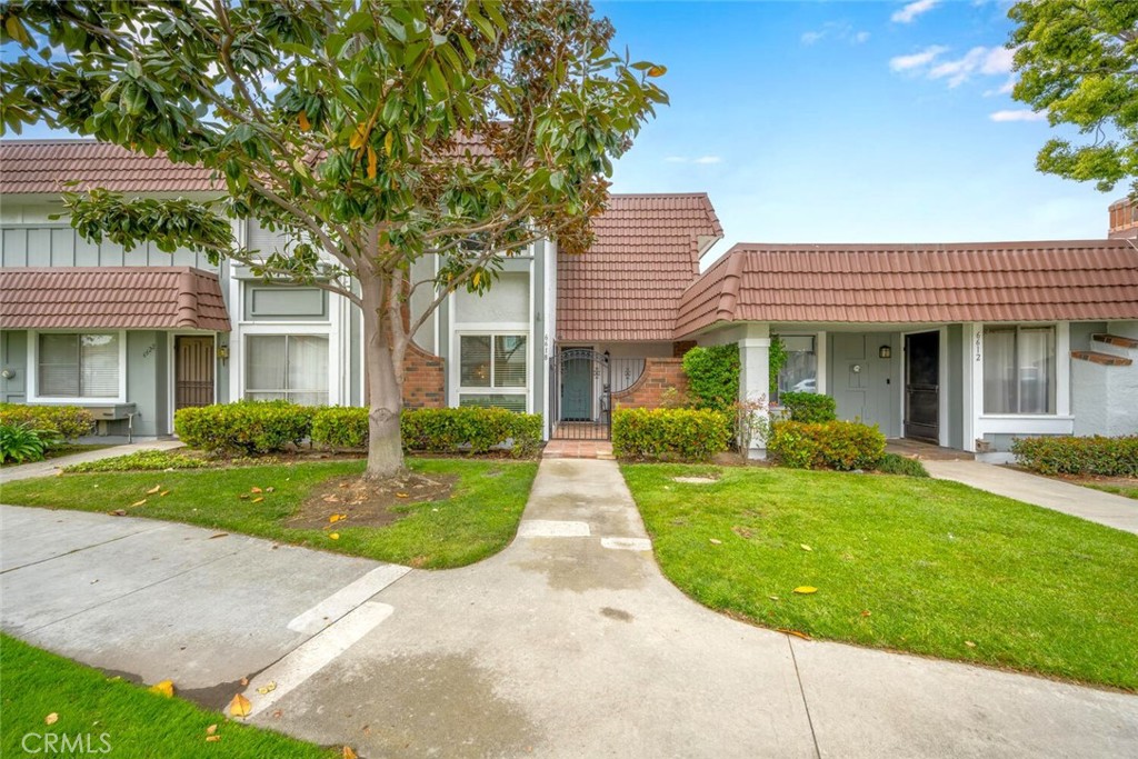 6618 Southampton Drive