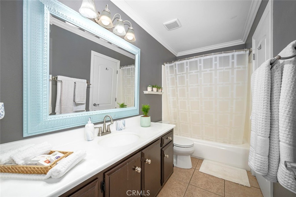 6618 Southampton Drive