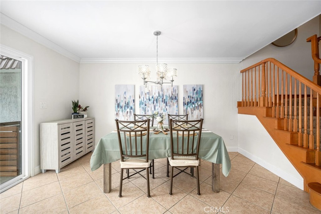 6618 Southampton Drive