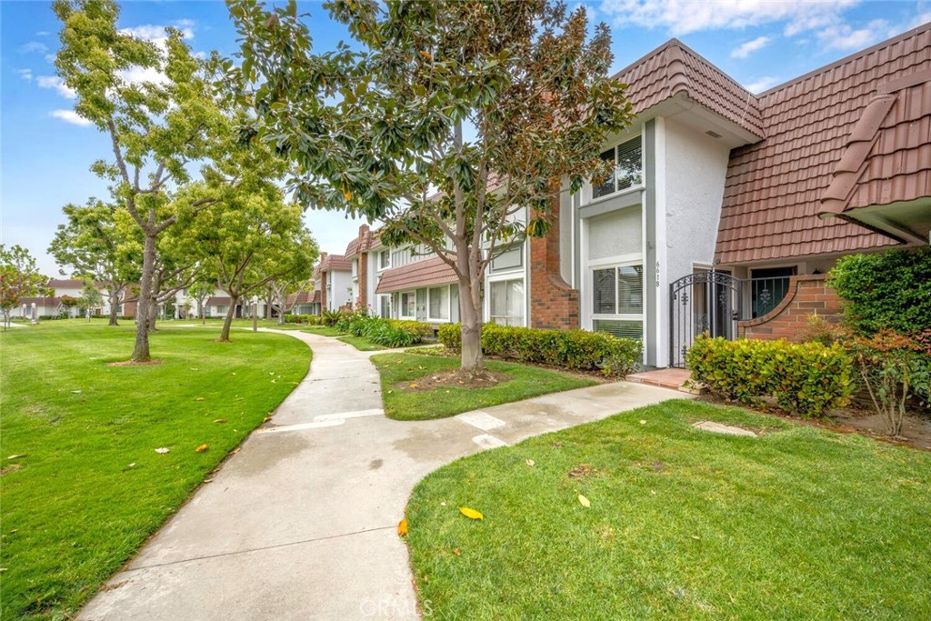 6618 Southampton Drive