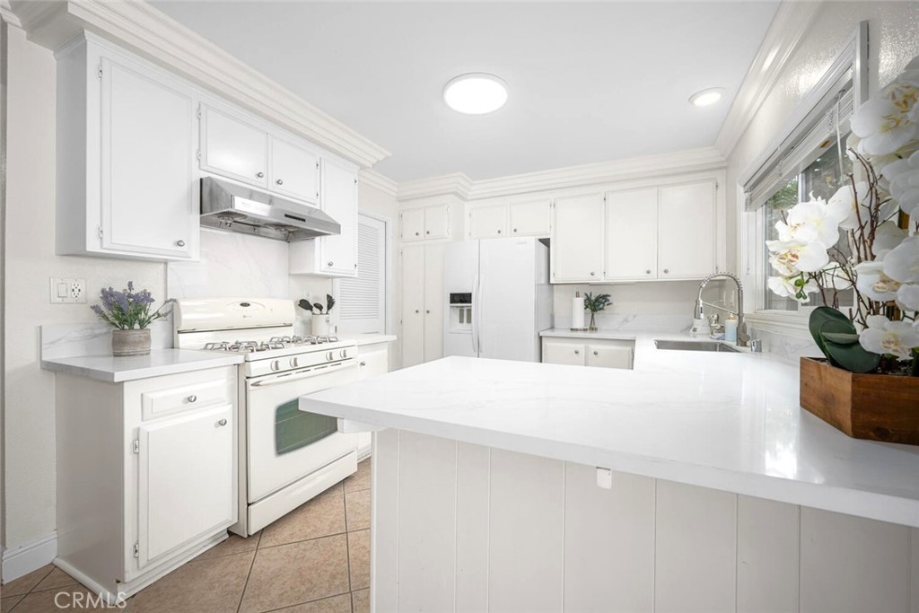 6618 Southampton Drive