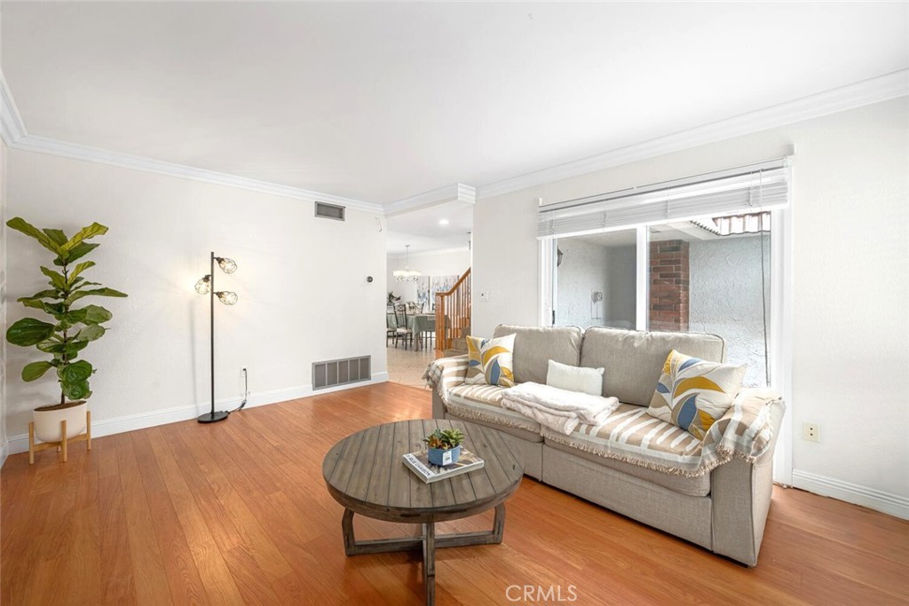 6618 Southampton Drive