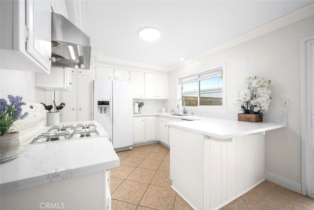 6618 Southampton Drive