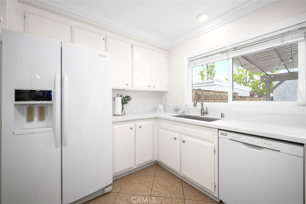 6618 Southampton Drive