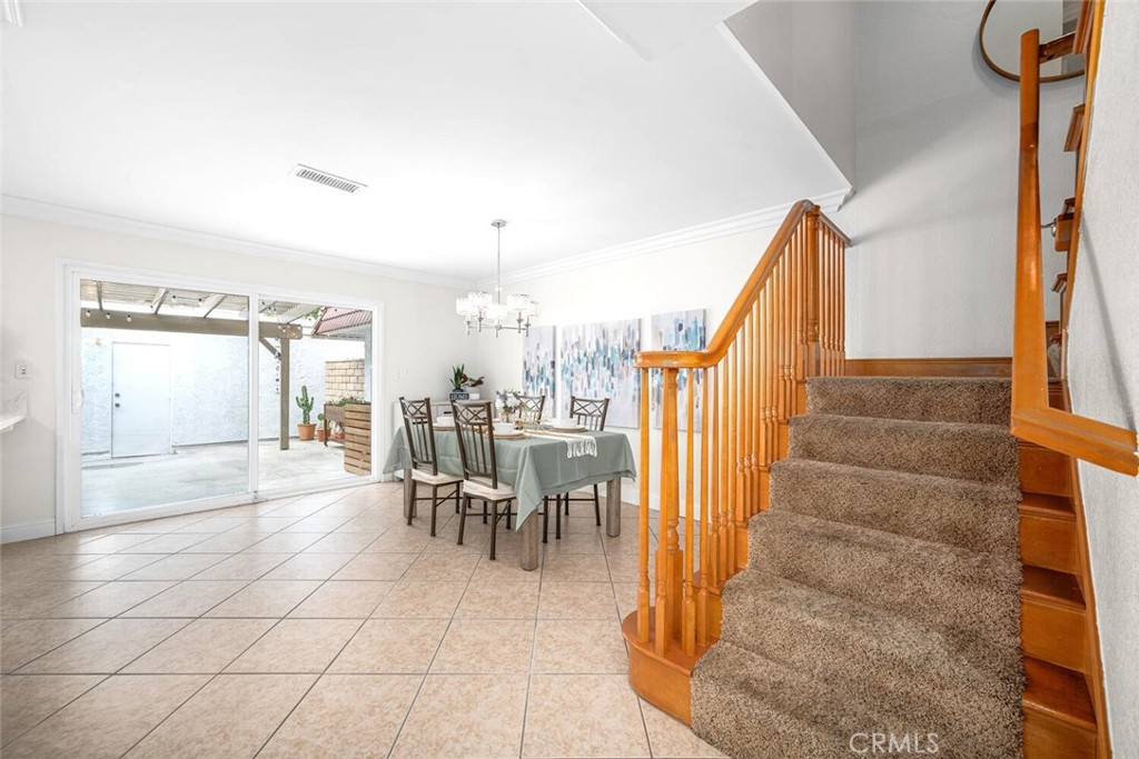 6618 Southampton Drive