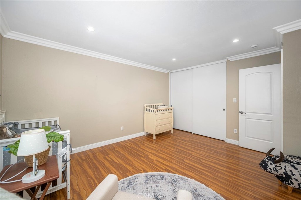 6618 Southampton Drive