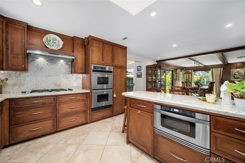 1342 SE Skyline Drive